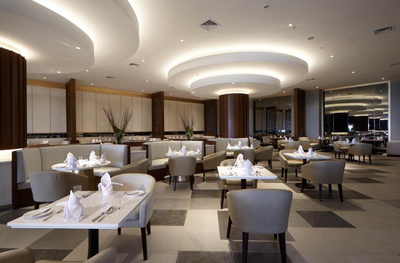 Wyndham Opi Hotel